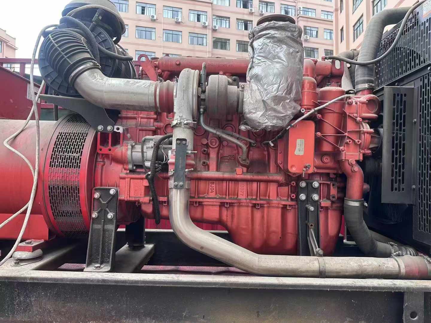 横栏镇如何选择适合 600kW 柴油发电机组的过载保护器？